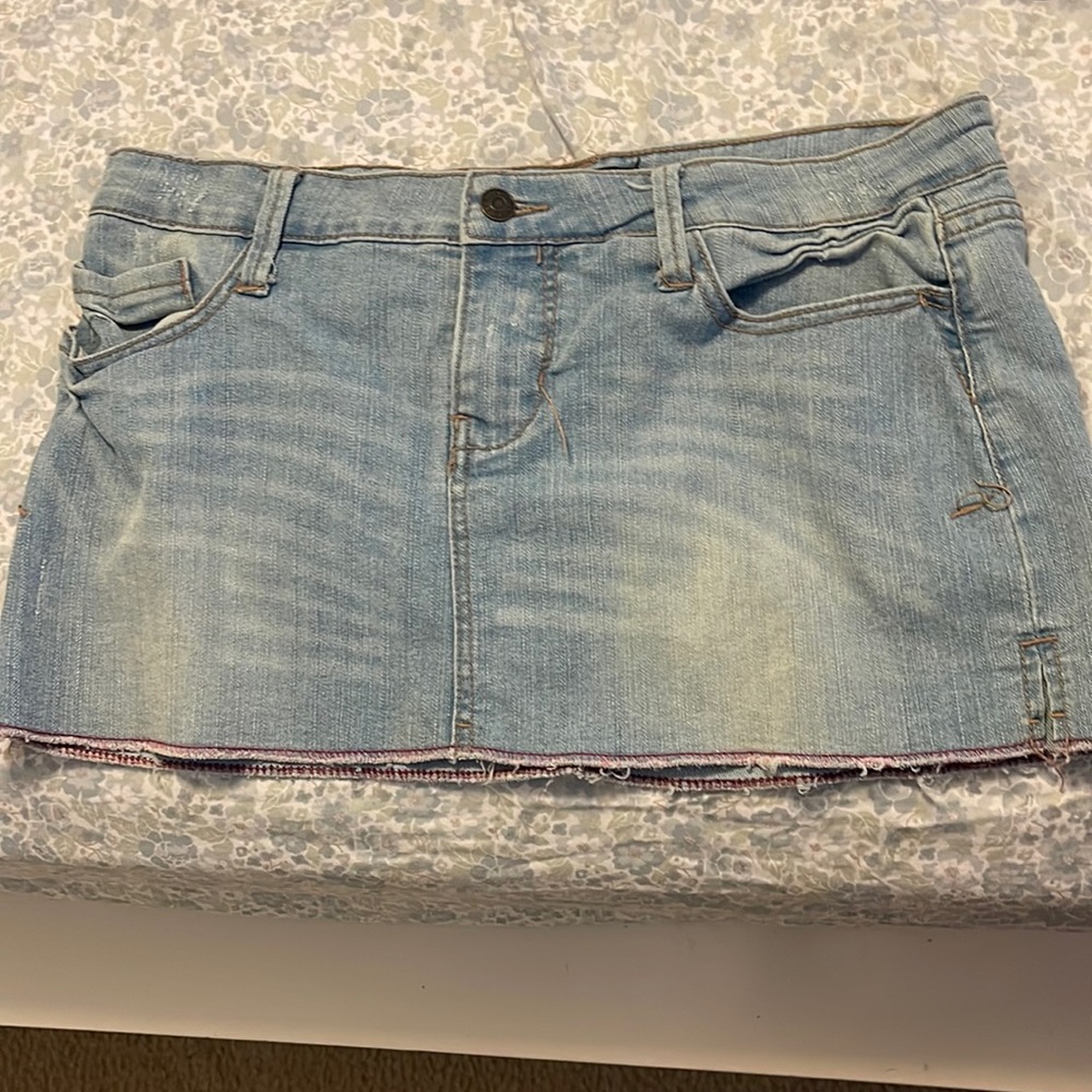 Short skirt